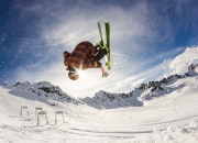 熊猫体育世界杯-从厄德高刷新纪录到沙特绝杀秘鲁，体育世界里唯一性的璀璨光芒