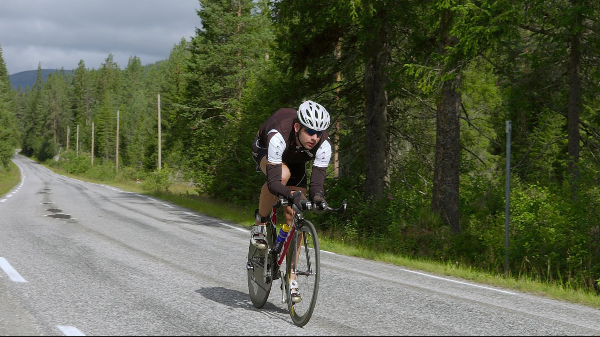 英超争冠之夜，戈贝尔冠军级表现，当篮球精神照亮绿茵场