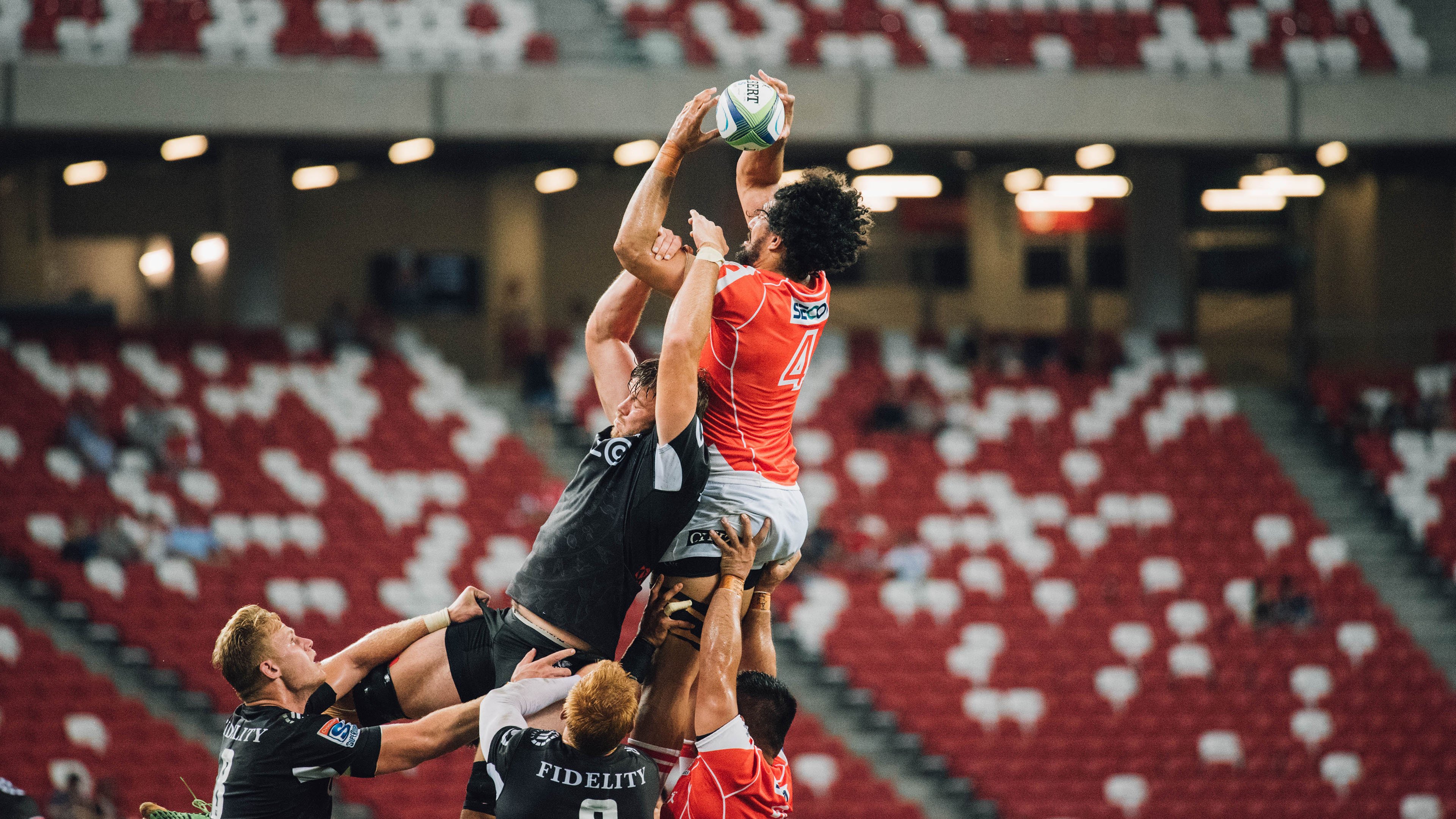 鹰牛对决，小贾伦·杰克逊如何用存在感改写比赛剧本